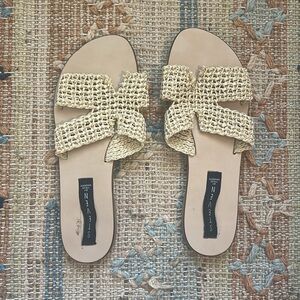 Steven by Steve Madden Raffia slides size 9